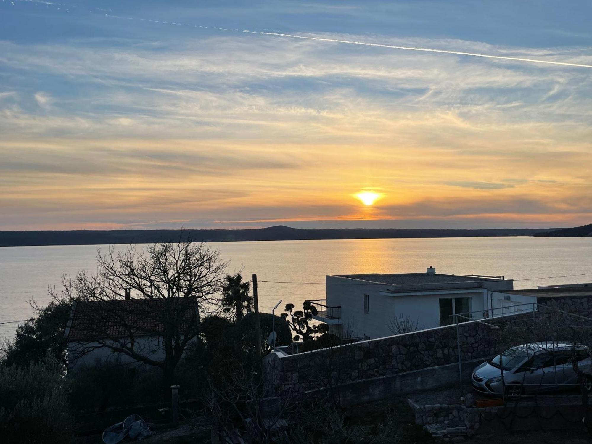 Ferienwohnung Mit Beheiztem Pool, 60 M Vom Strand Maslenica Bagian luar foto
